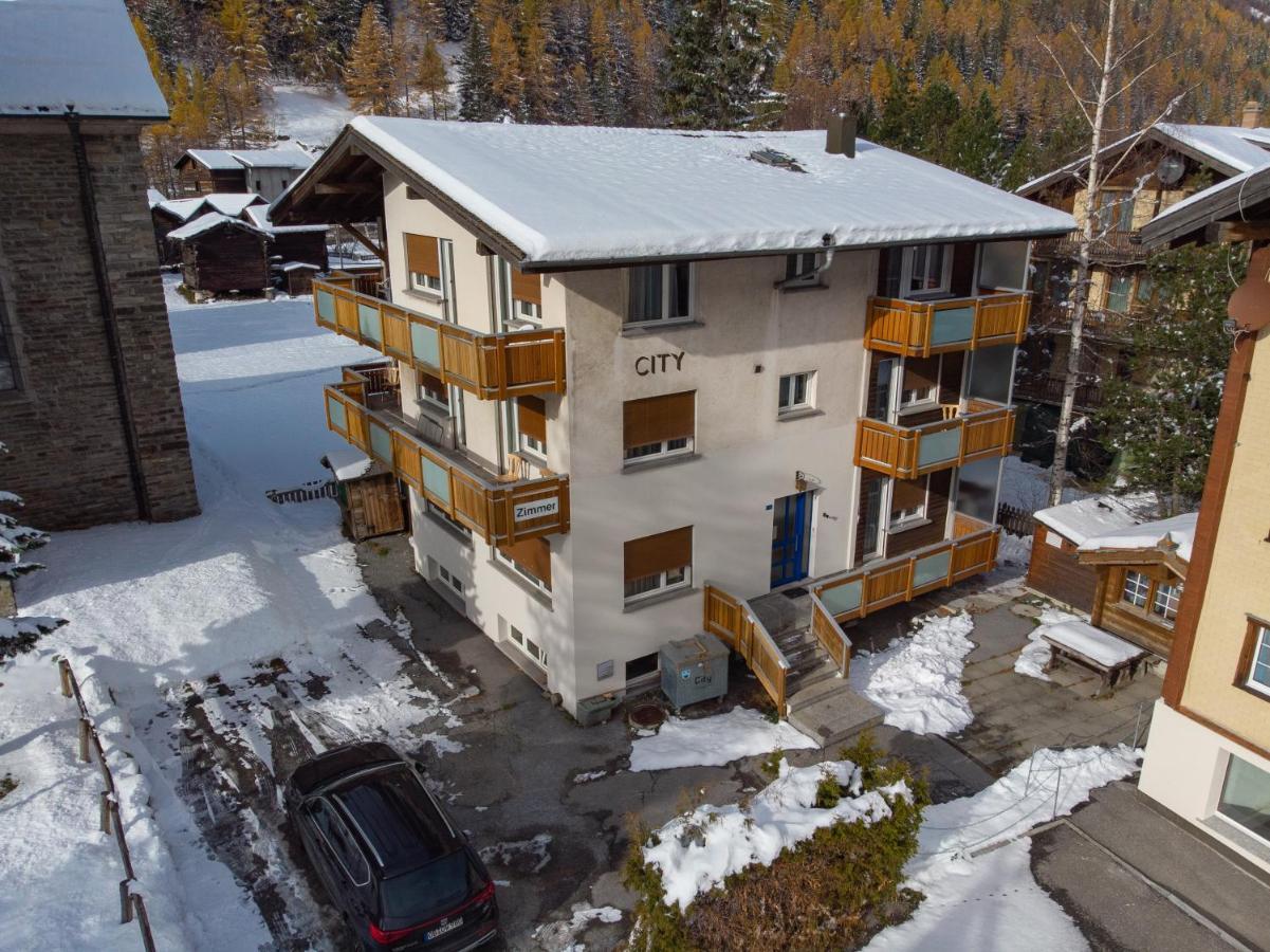 Haus City Saas-Grund Exterior photo